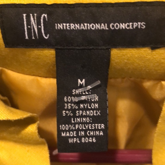 Zip up Inc blazer - Picture 2 of 3